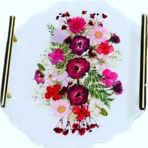 A beautiful resin tray with real dried flowers